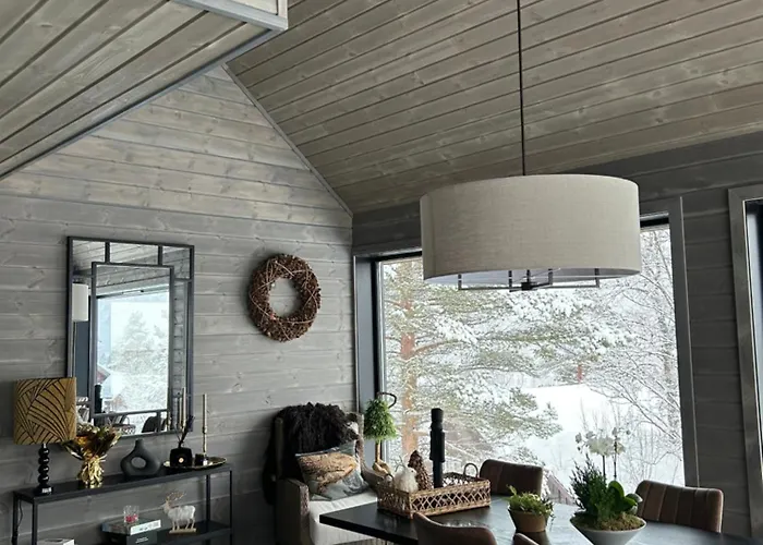 Villa Flott Ved Golf Bane, Loyper, Og I Naerheten Lindeland
